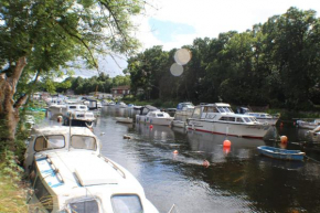 1-Bed Riverside, Apartment in Balloch, Loch Lomond